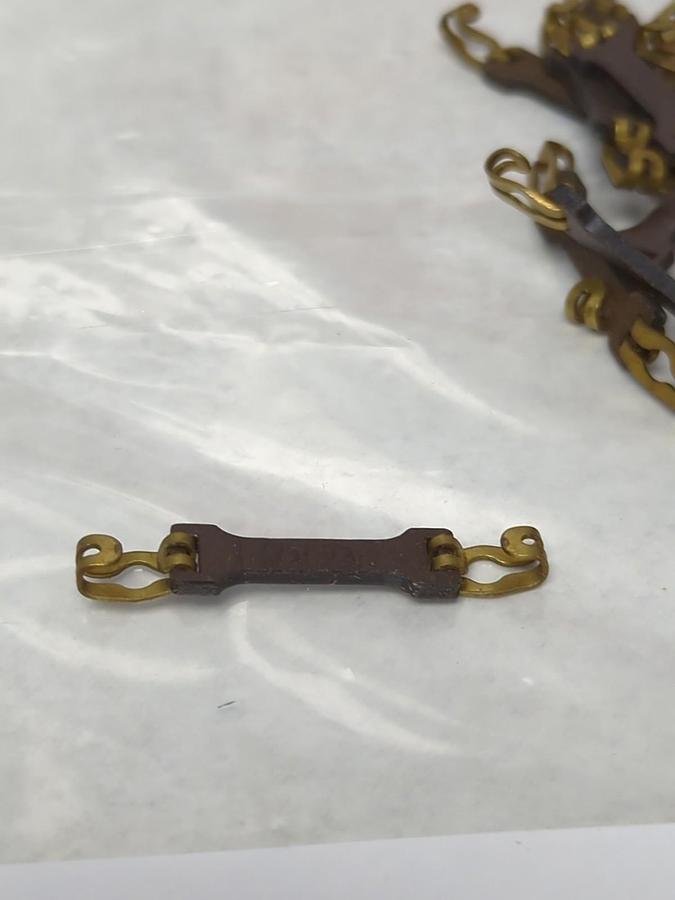 Used EAGLE ELECTRIC,#308,BALL CHAIN INSULATORS LOT OF 165 NOS