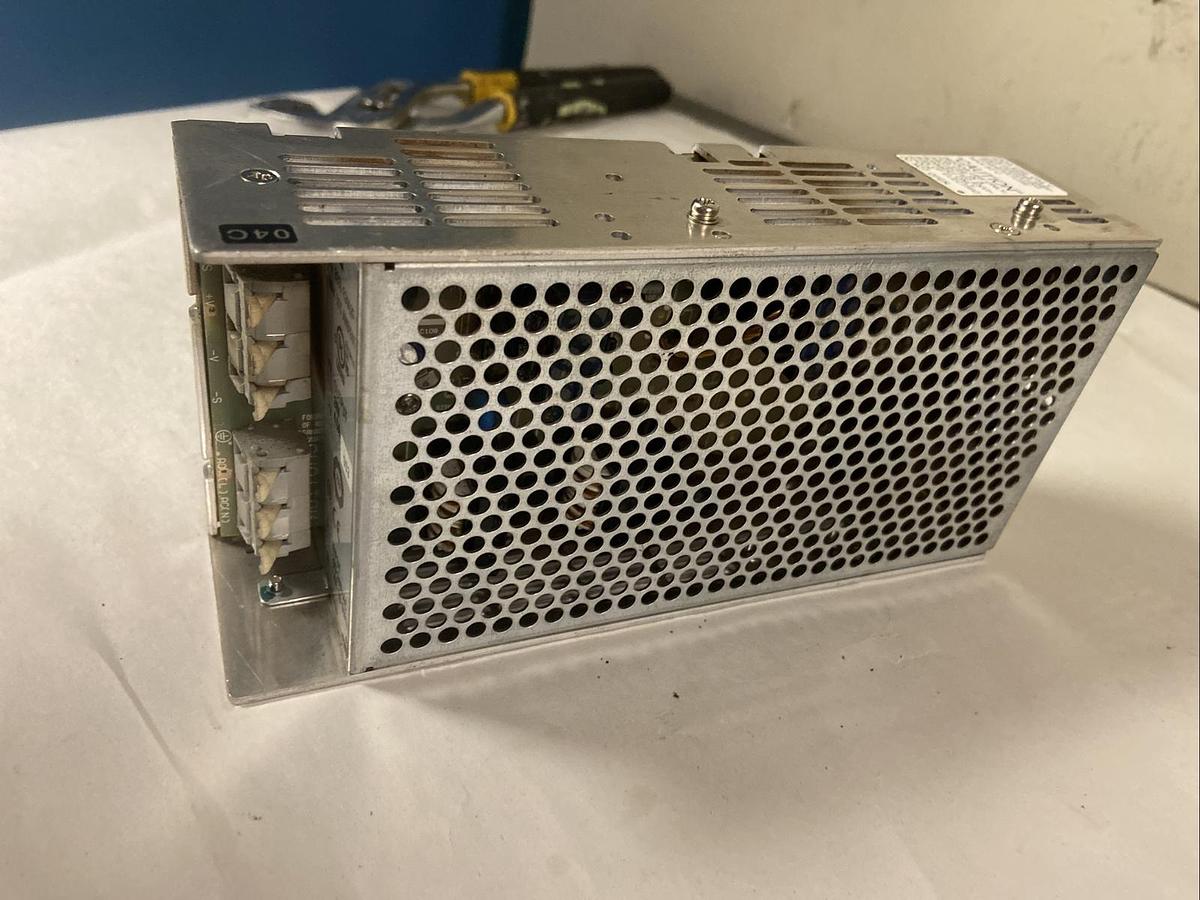 Used IDEC,ED3L-E24A2F,POWER SUPPLY INPUT 1.4A 200-240V 50/60HZ OUTPUT 4.5A 24V