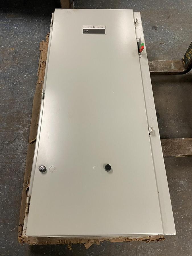 GE,300,GENERAL ELECTRIC LINE CONTROL SIZE 3 CR311 REVERSING COMBINATION STARTER