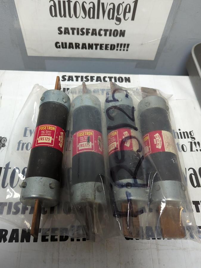 COOPER BUSSMANN,FRS-125,FUSETRON 125 AMP FUSES LOT OF 4 NOS