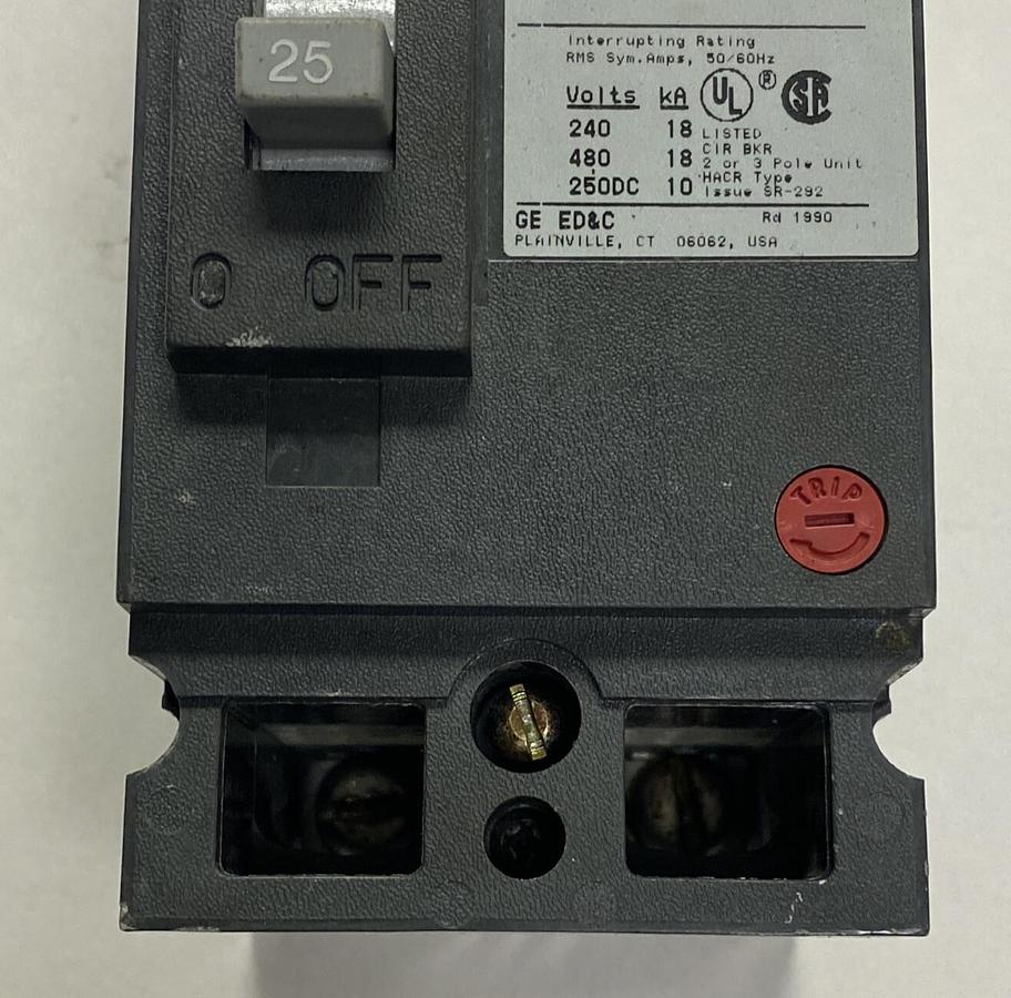 Used GENERAL ELECTRIC,TED124025,CIRCUIT BREAKER 25A 2P 480V