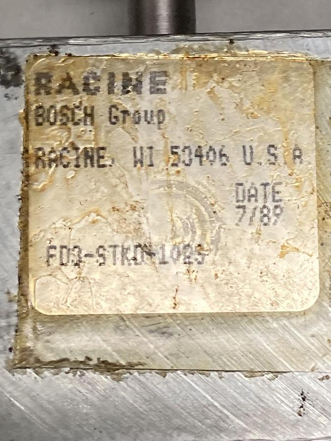Used Racine Bosch Group,FD3-STKD-102S,Hydraulic Push-Button Valve