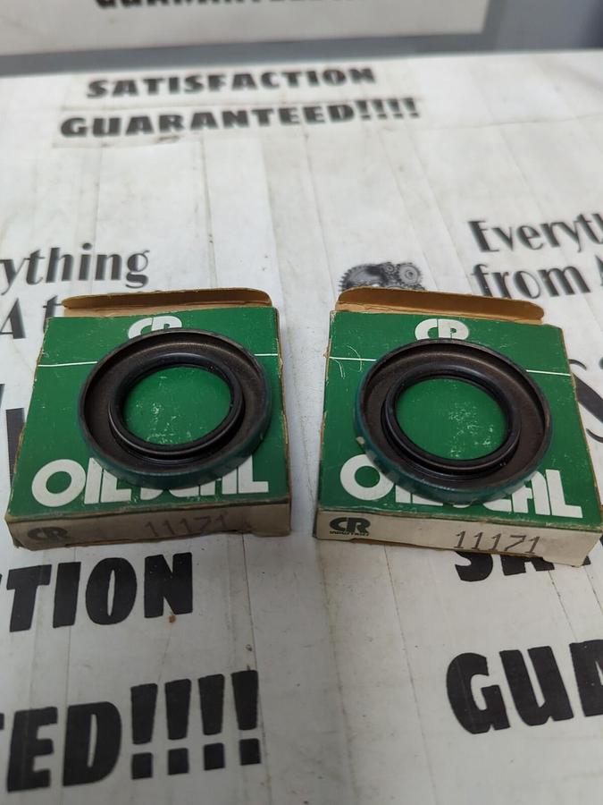CHICAGO RAWHIDE,11171,OIL SEALS LOT OF 2 NOS