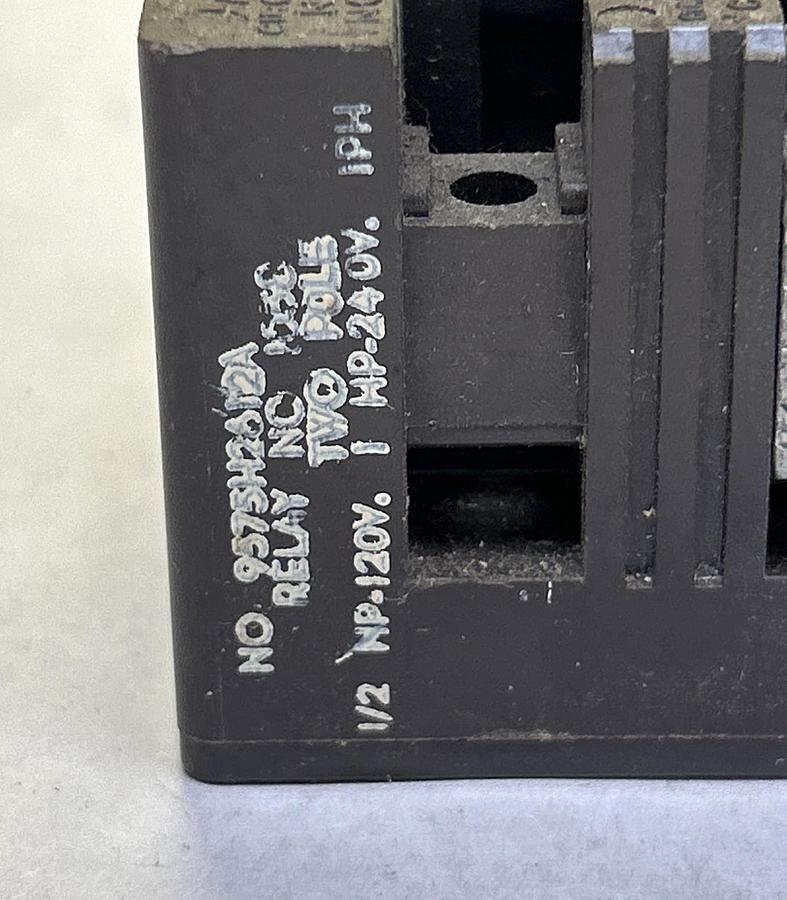 Used CUTLER-HAMMER,9575H2612A,RELAY