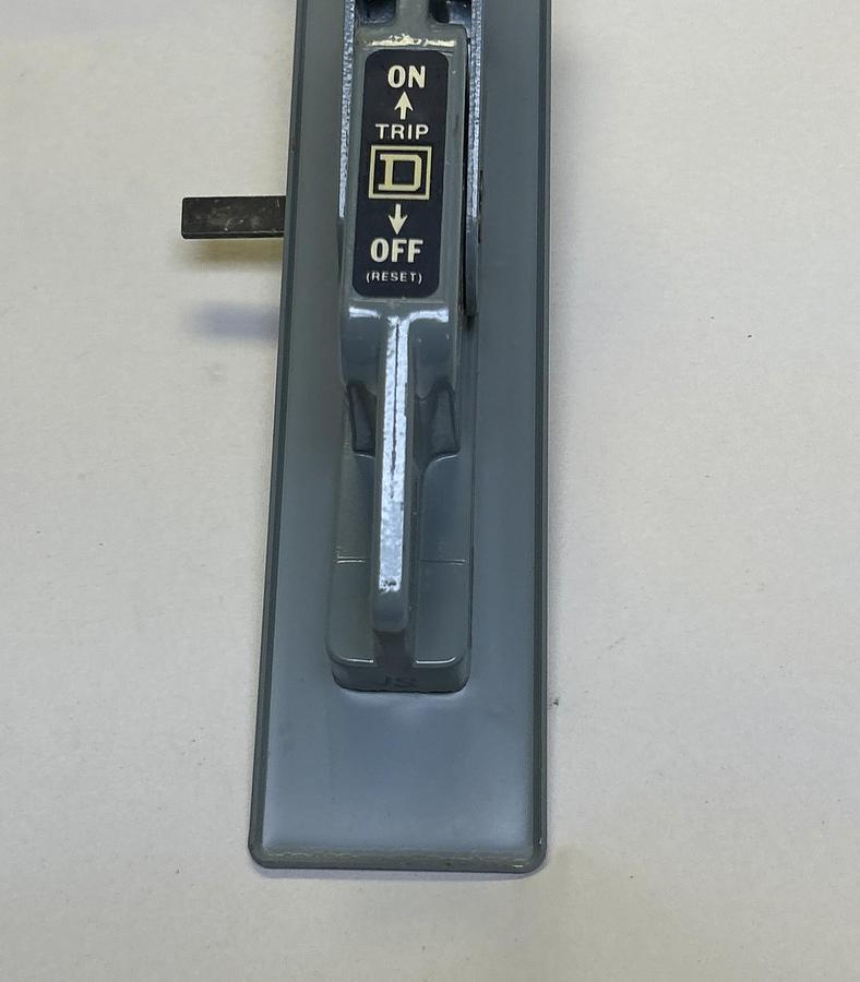 Used SQUARE D,NA,HANDLE MECHANISM