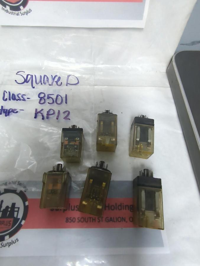 Used SQUARE D,8501-KP12,PLUG IN RELAY 8-PIN 120V LOT OF 6 PRE-OWNED