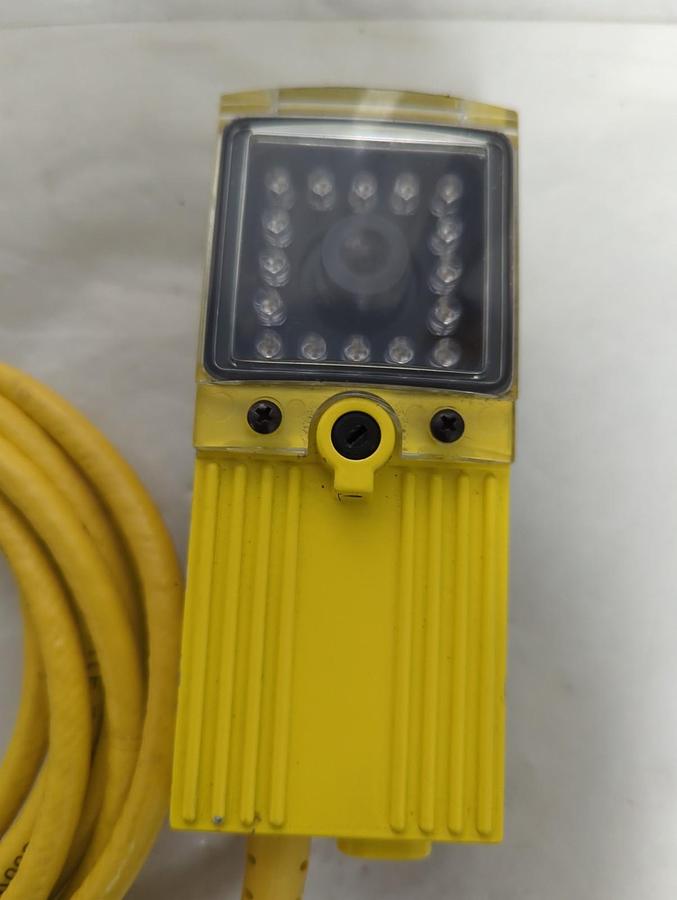 Used COGNEX CHECKER,807-0007-1,CHECKER 101 VISION SENSOR REV A PRE-OWNED