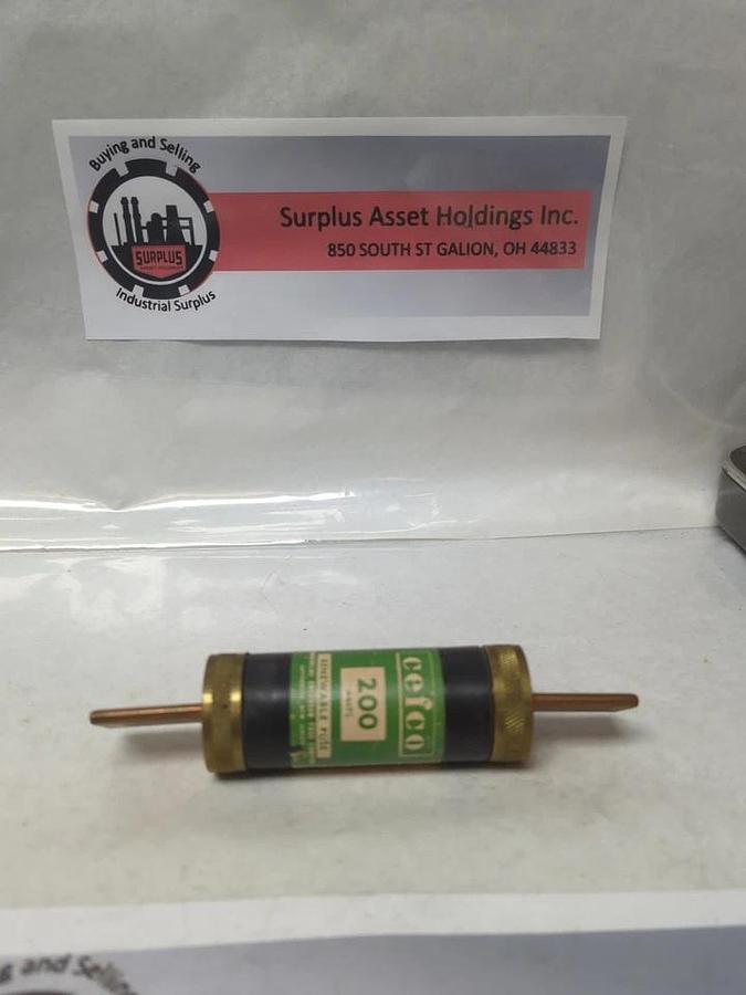 Used CEFCO,200AMP,RENEWABLE 200 AMP FUSE PRE-OWNED