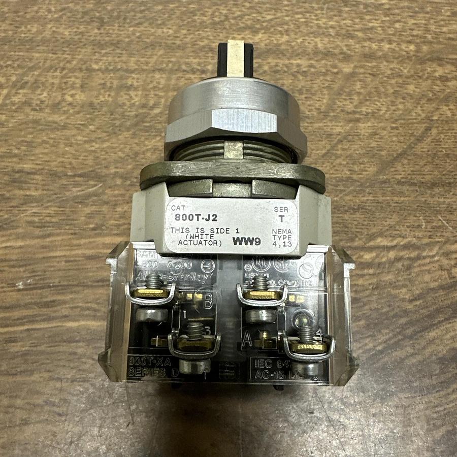 Allen Bradley,800T-J2,3 Position Selector Switch