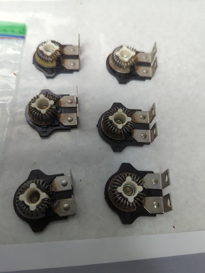 Used WESTINGHOUSE,AL-2.1,OVERLOAD THERMAL HEATER RELAY LOT OF 6 MISSING SCREWS USED