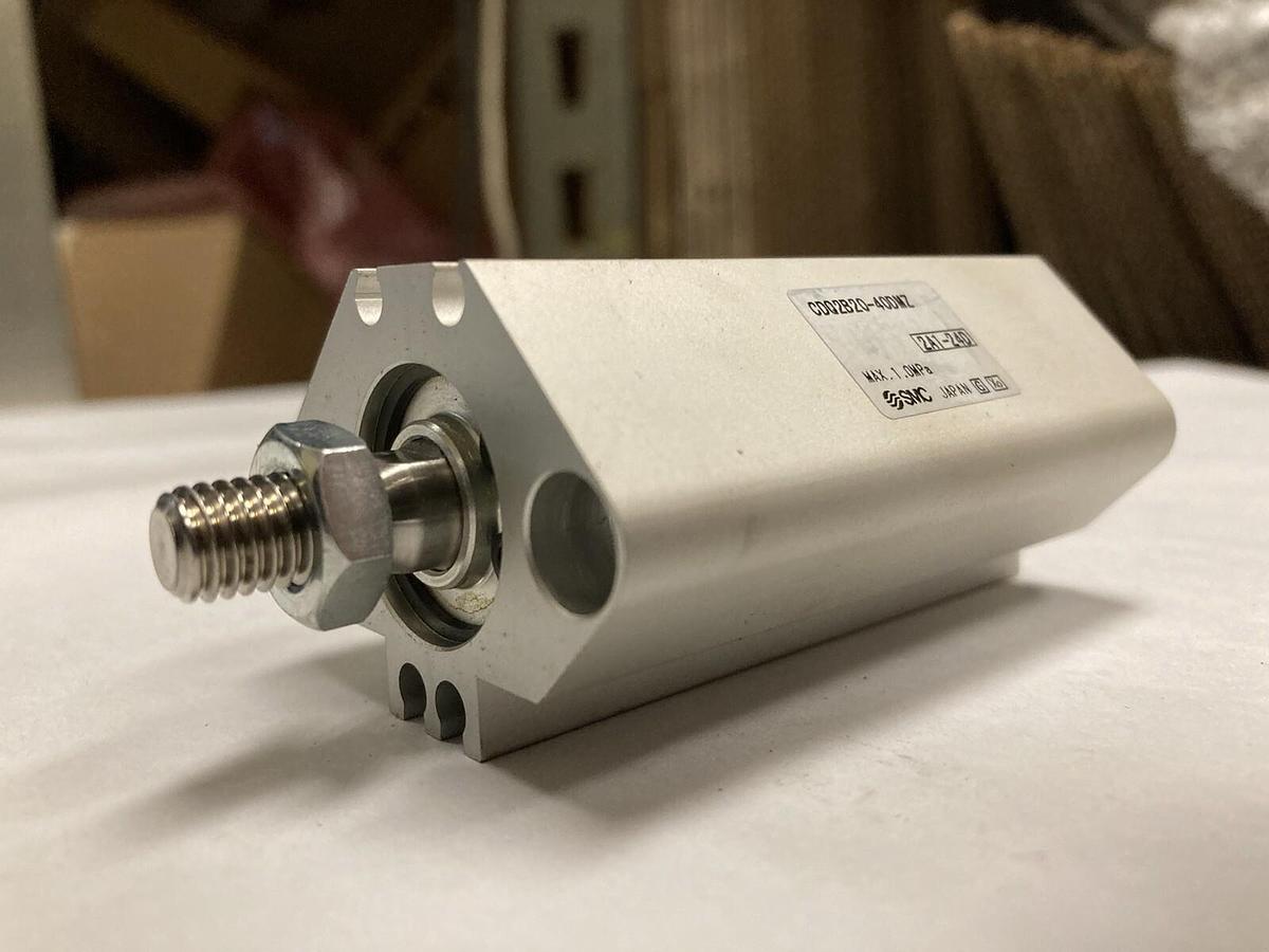 Used SMC,CDQ2B20-40DMZ,Air Cylinder