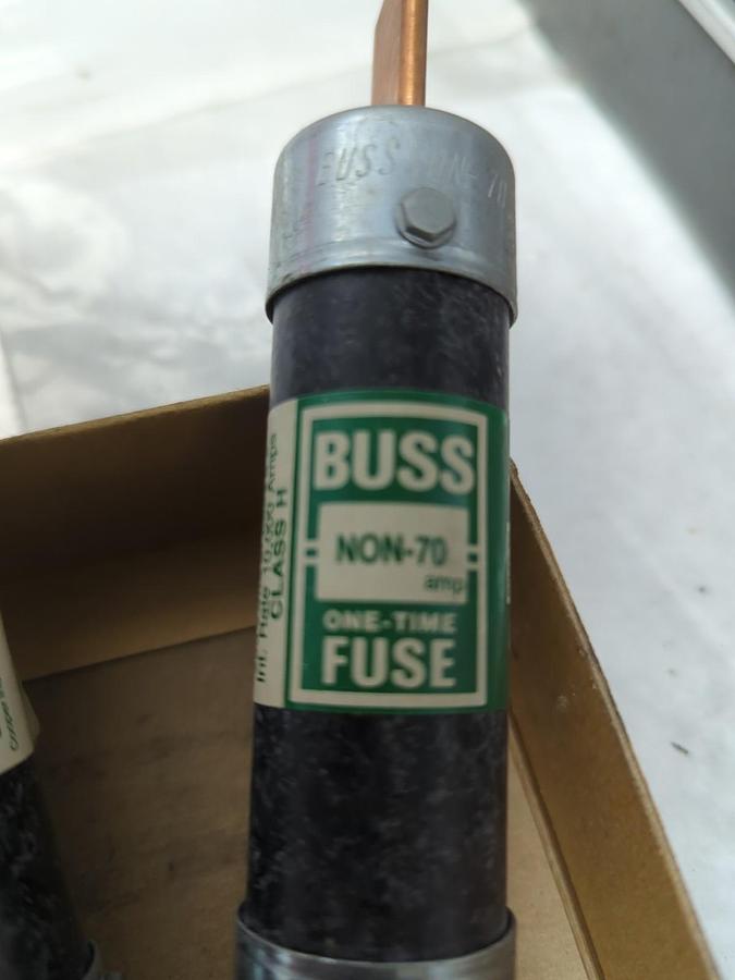 COOPER BUSSMANN,NON-70,ONE-TIME 70 AMP FUSE LOT OF 4 NOS
