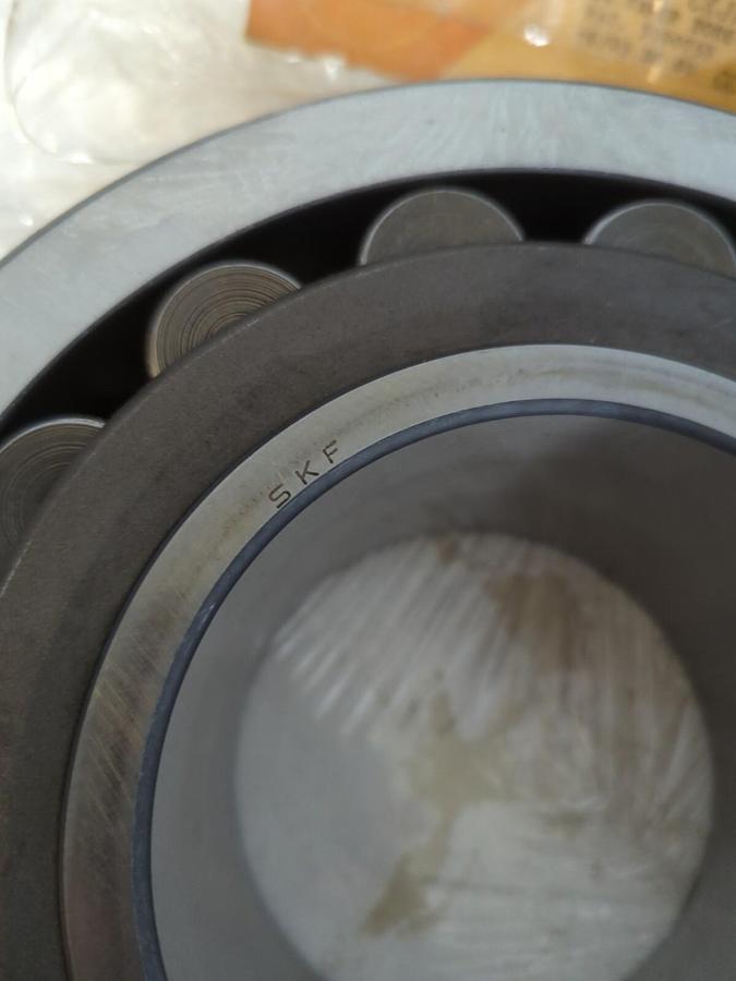SKF,22322 CKJ/W33,SPHERICAL ROLLER BEARING MISSING BOX