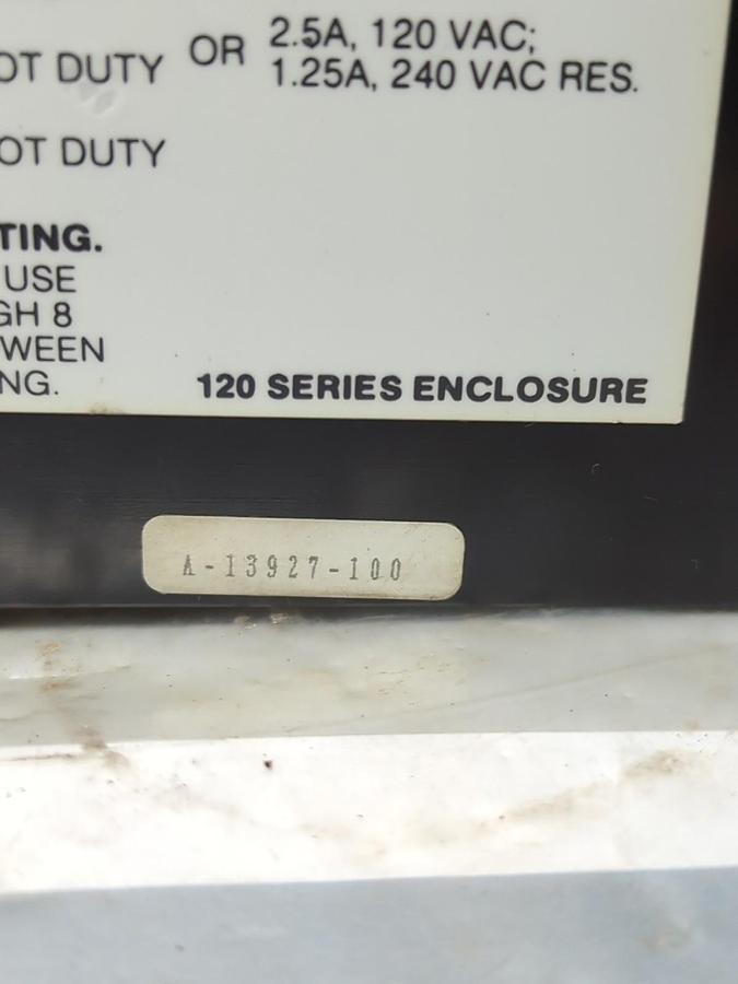 Used BARBER-COLEMAN,A-13927-100,ANALOG SET POINT TEMPERATURE CONTROLLER PRE-OWNED