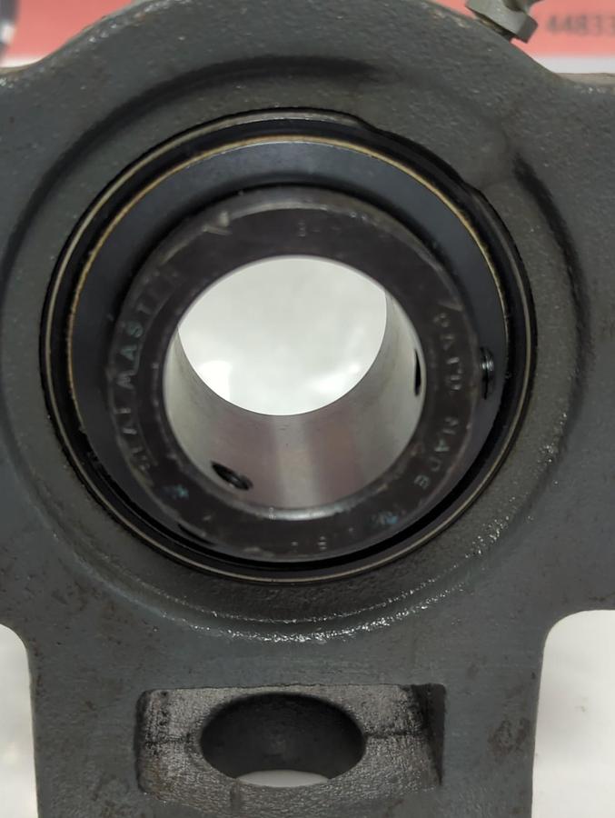 Used SEALMASTER,MST-23,TAKE-UP BEARING 1-17/15 INCH BORE PRE-OWNED
