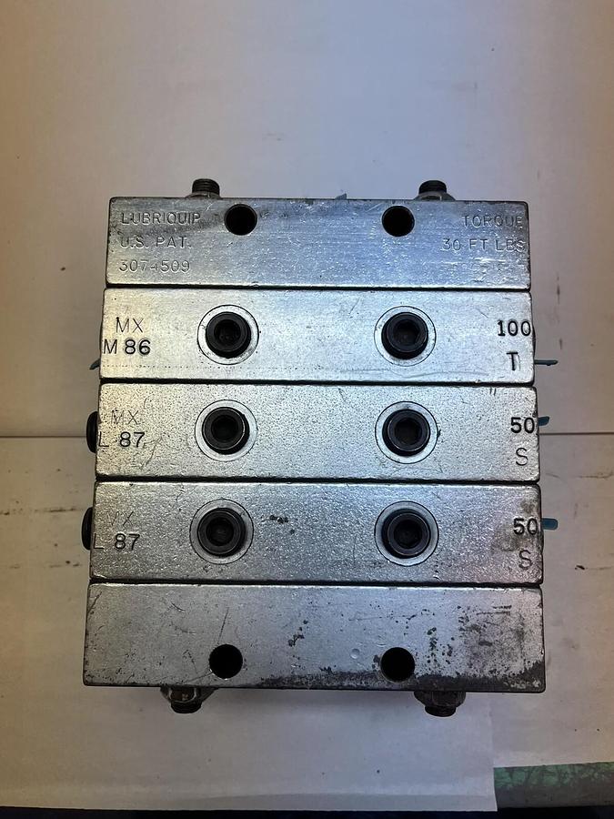 Used LUBRIQUIP,MXM-86-100T,W TWO MXL-87-50S VALVE BANK