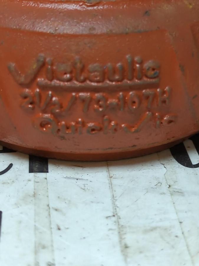 VICTAULIC,2-1/2/73107H,CLAMP COUPLING WITH GASKET NOS