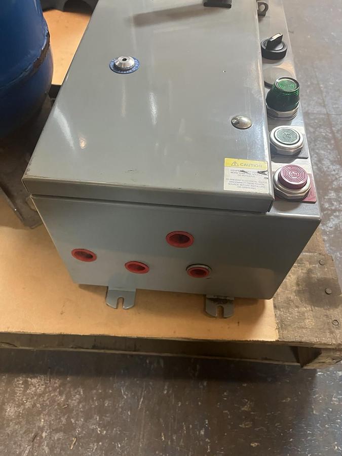 Used ALLEN BRADLEY,512-ADB-A1C-1-4G-6GP-24,SIZE 0 COMBINATION STARTER FUSED