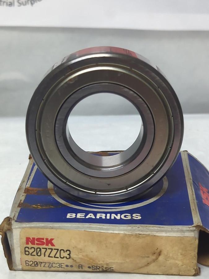 NSK,6207ZZC3,METAL SHIELDED DEEP GROOVE BALL BEARING NOS