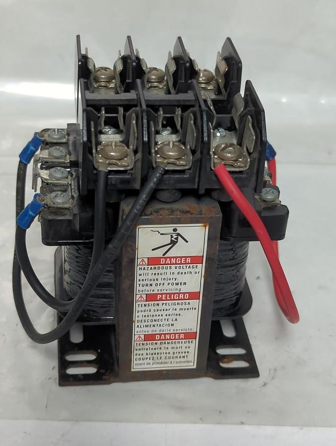 Used SQUARE D,9070TF100D1,INDUSTRIAL CONTROL TRANSFORMER PRE-OWNED