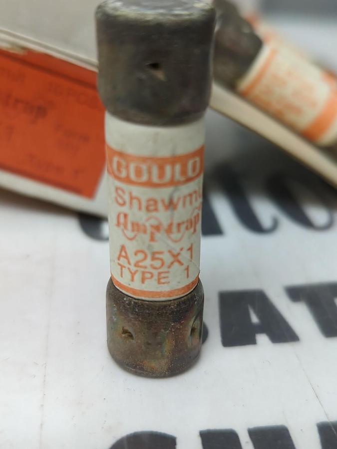 GOULD SHAWMUT,A25X1,AMP-TRAP FUSES BOX OF 10 NOS