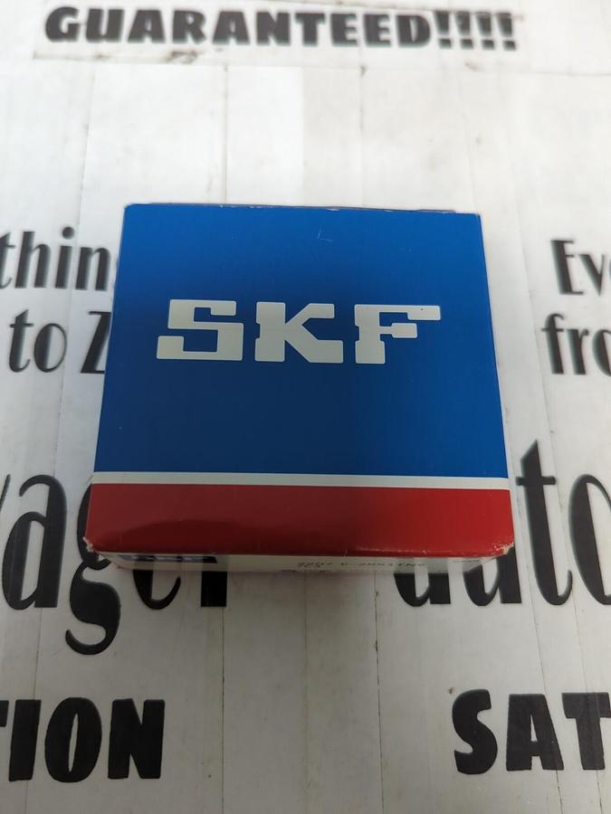SKF,2207 E-2RS1TN9,SELF ALIGNING BALL BEARING 35MM BORE NOS