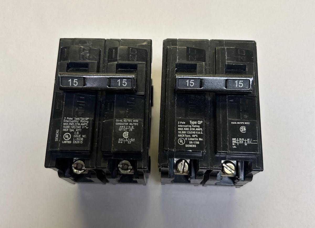 Used SIEMENS,Q215,CIRCUIT BREAKER 15A 120/240V 2P LOT OF 2