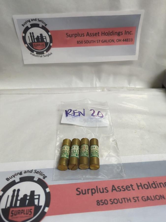 COOPER BUSSMANN,REN-20,RENEWABLE 20 AMP FUSE LOT OF 4 PRE-OWNED