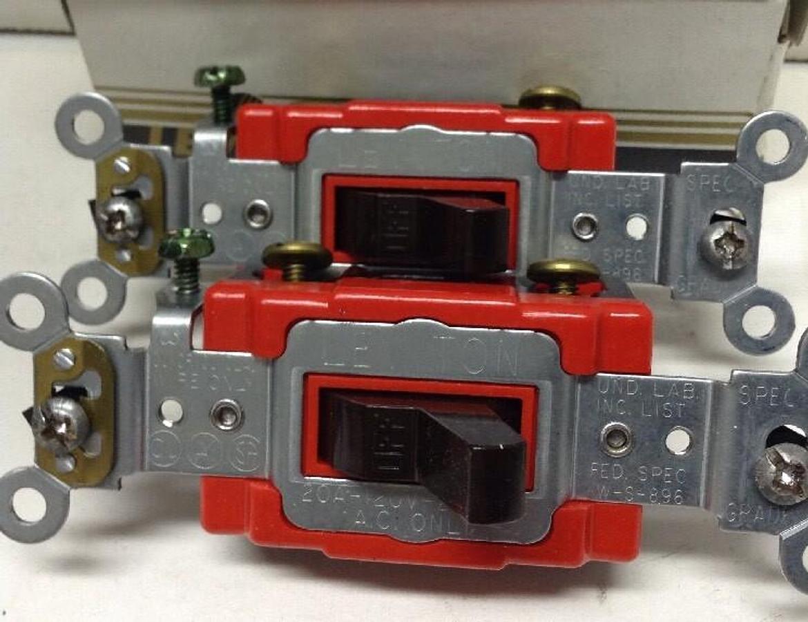 Leviton Industrial,1221-2 SP,Toggle Switch 20A 120V SAN 250 LOT OF 2