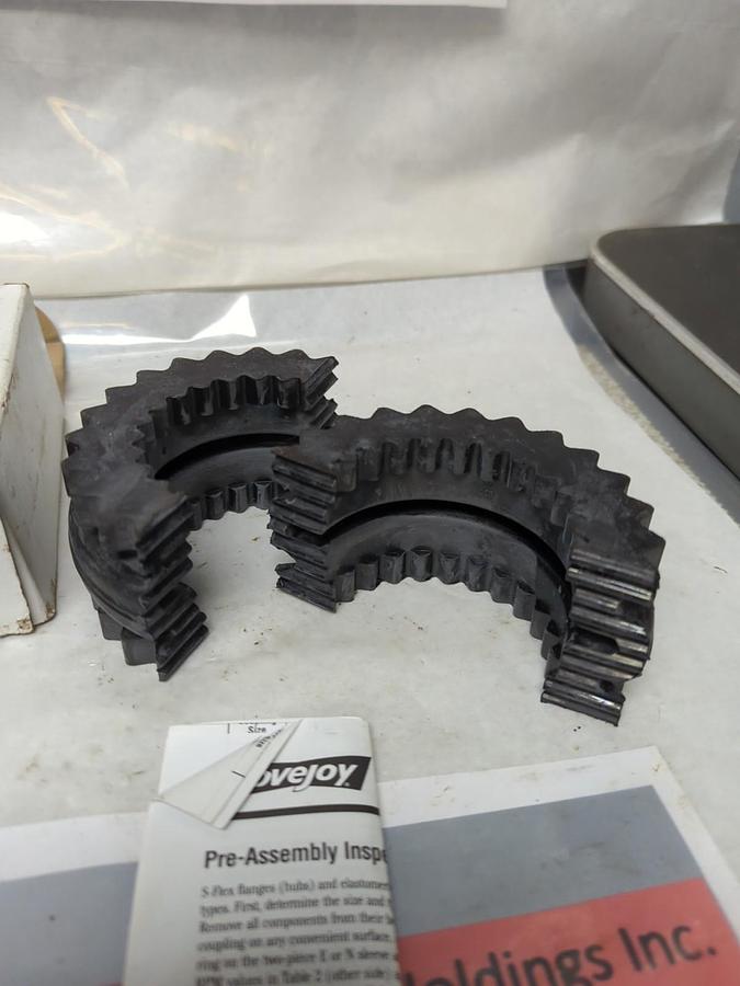 LOVEJOY,685144,7E COUPLING SLEEVE NOS