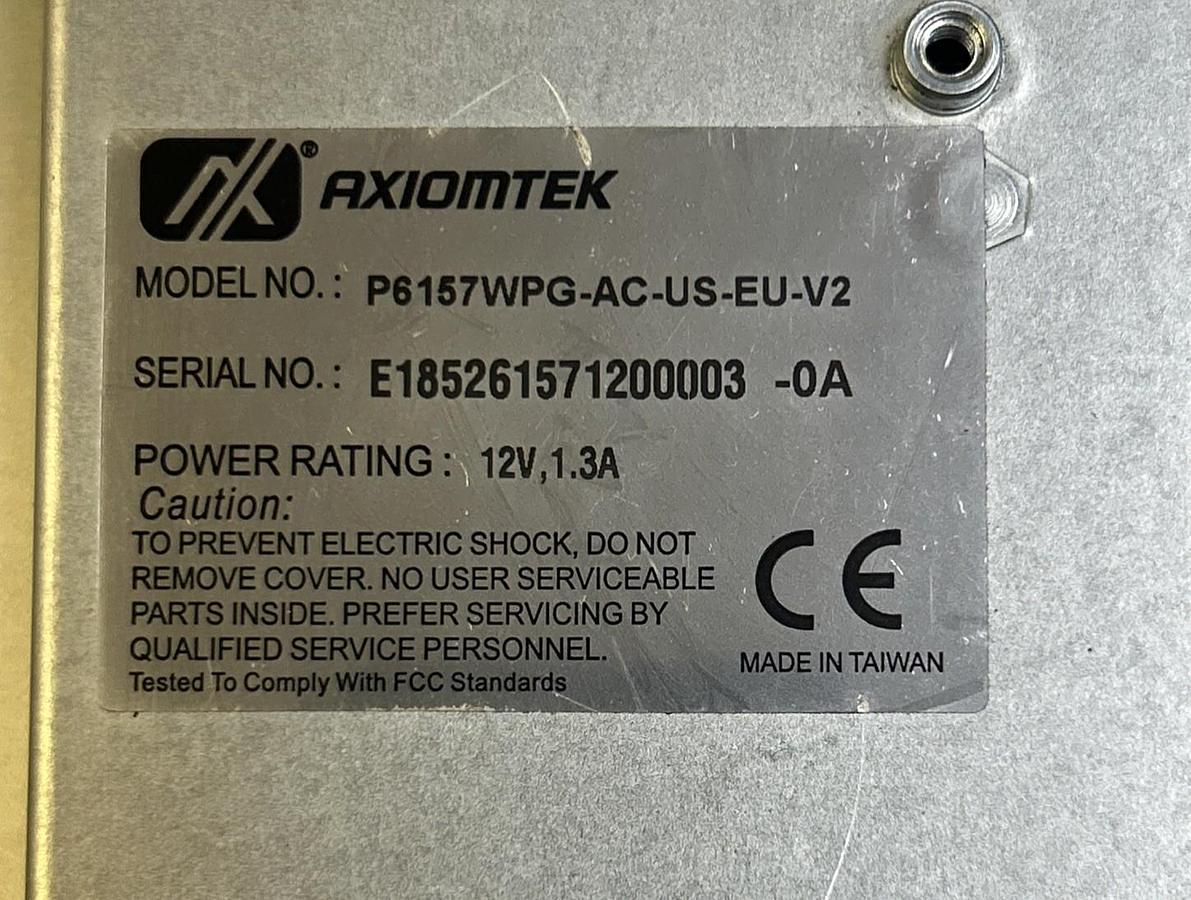 Used AXIOMTEK,P6157WPG-AC-US-EU-V2,OPERATOR INTERFACE PANEL