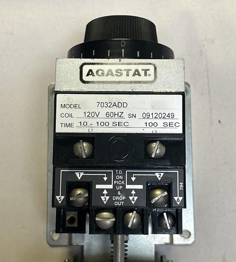 Used AGASTAT,7032ADD,TIMING DELAY RELAY 10-100 SEC 120V