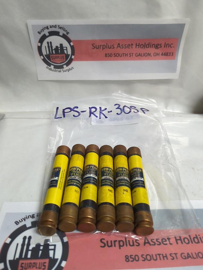Used COOPER BUSSMANN,LPS-RK-30SP,LOW-PEAK 30 AMP FUSE LOT OF 6 PRE-OWNED