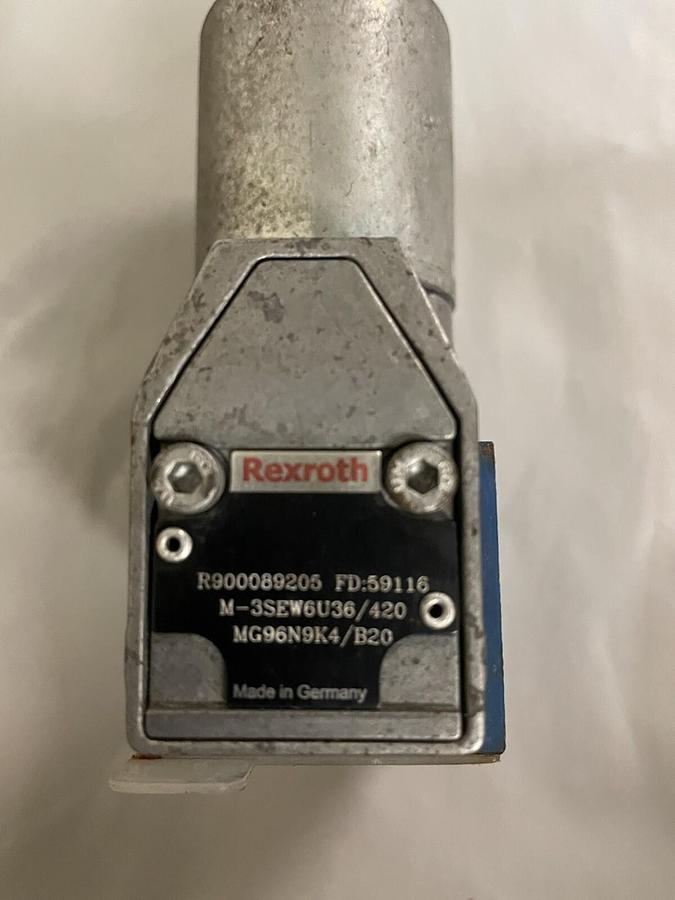Used REXROTH BOSCH,R900089205,DIRECTIONAL VALVE