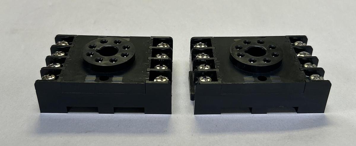 IDEC,SR2P-06,RELAY SOCKET LOT OF 2 NOS