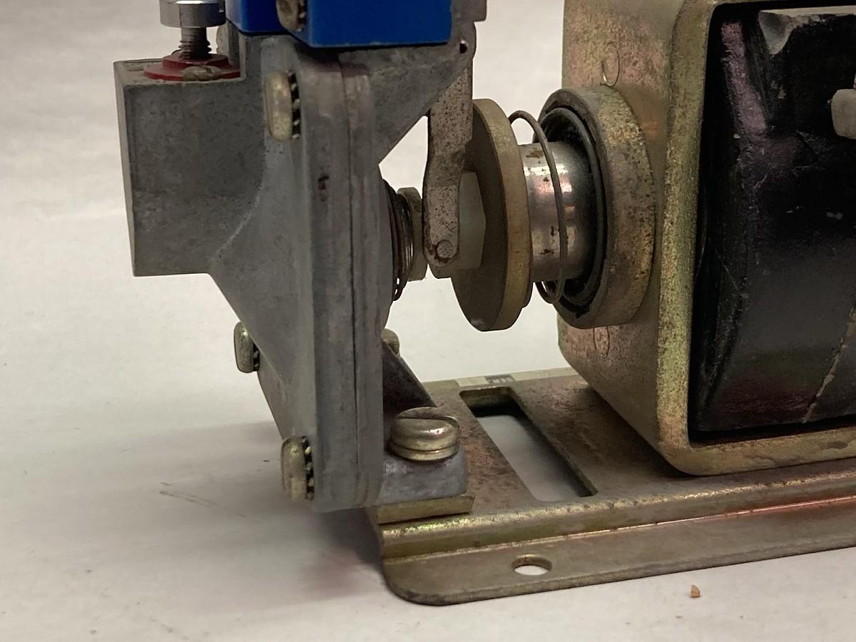 Used Square D,Class 9050, Type C0-1E Timing Relay Series D