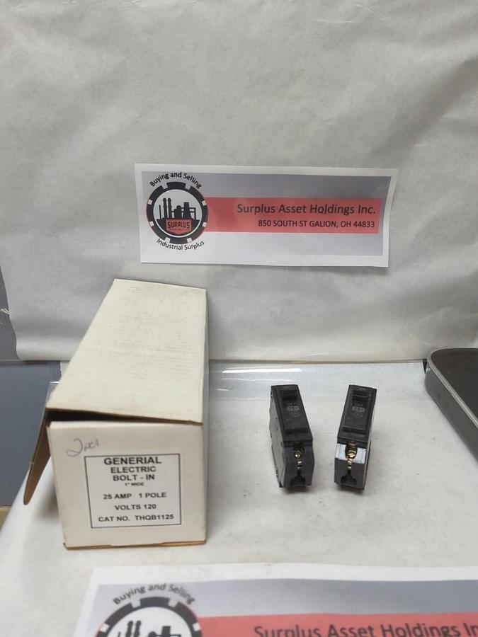Used GENERAL ELECTRIC,THQB1125,CIRCUIT BREAKER 25 AMP 1-POLE LOT OF 2 PRE-OWNED