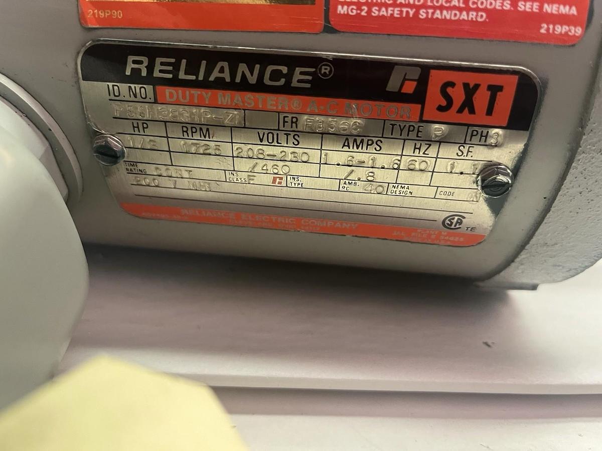 Used RELIANCE,P56H3831P-ZN,SXT MOTOR 1/3HP 1725RPM 3PH FB56C