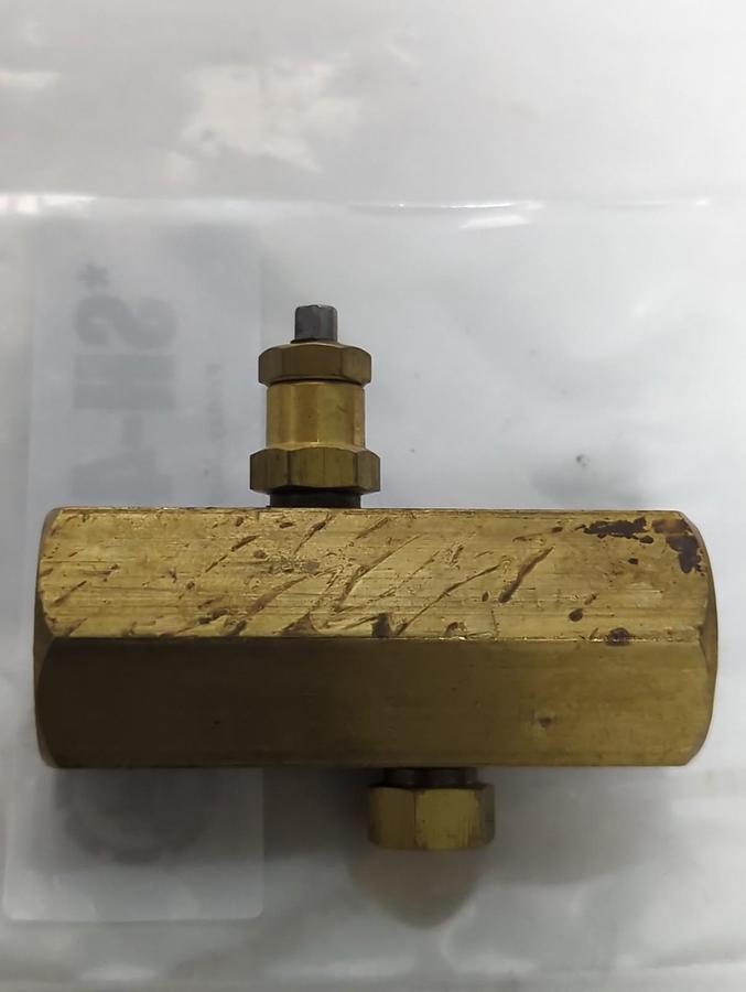 Used DELTROL,F25B,PNEU-TROL 3/8 INCH FLOW CONTROL VALVE PRE-OWNED