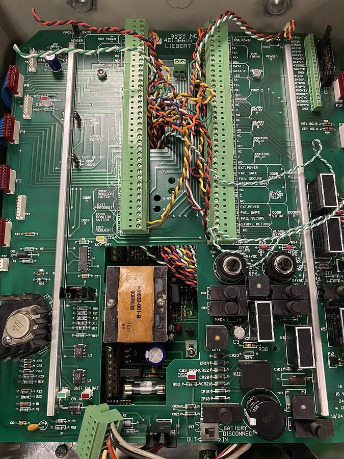 Used LIEBERT ACM45U ACCESS CONTROL PANEL133493G6 120/240V 1PH