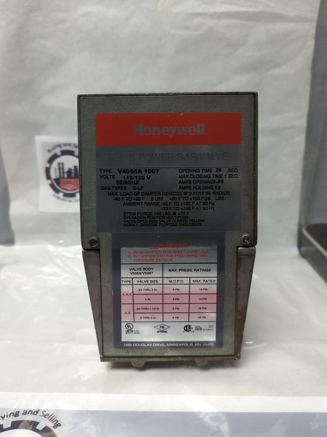 Used HONEYWELL,V4055A 1007,POWER GAS ACTUATOR 110/120V 50/60HZ PRE-OWNED