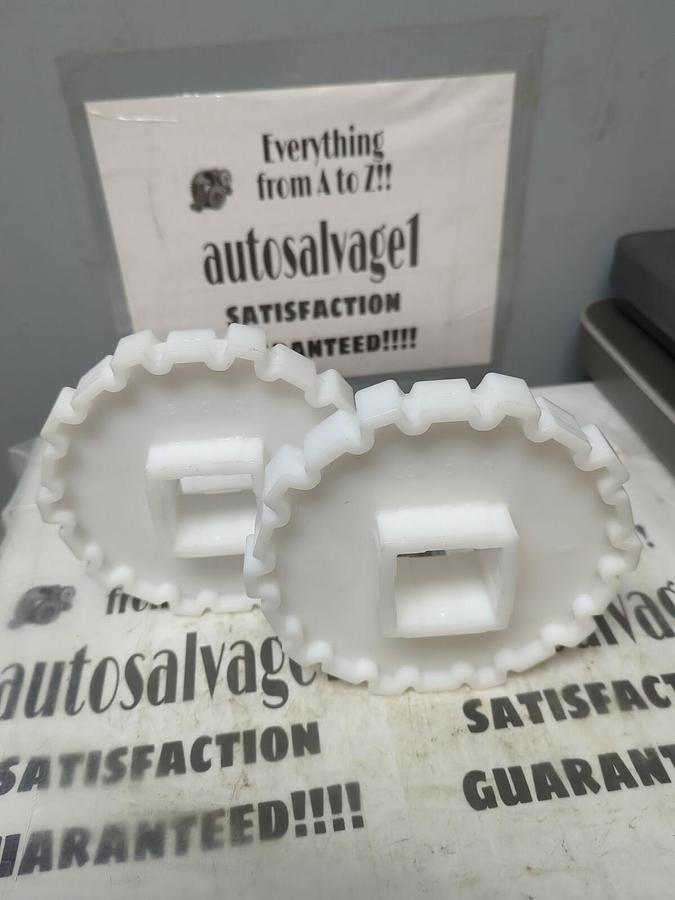 FORGO SIEGLING,LS50-10,10 TOOTH 1-1/2" BORE 6" DIA SPROCKET LOT OF 2 NOS