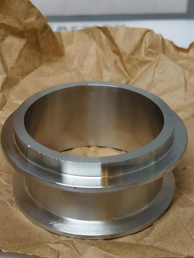 DIXON,17-141-14MPG300,MALE I-LINEXCLAMP ADAPTER-4 IN TUBE OD-304 STAINLESS STEEL