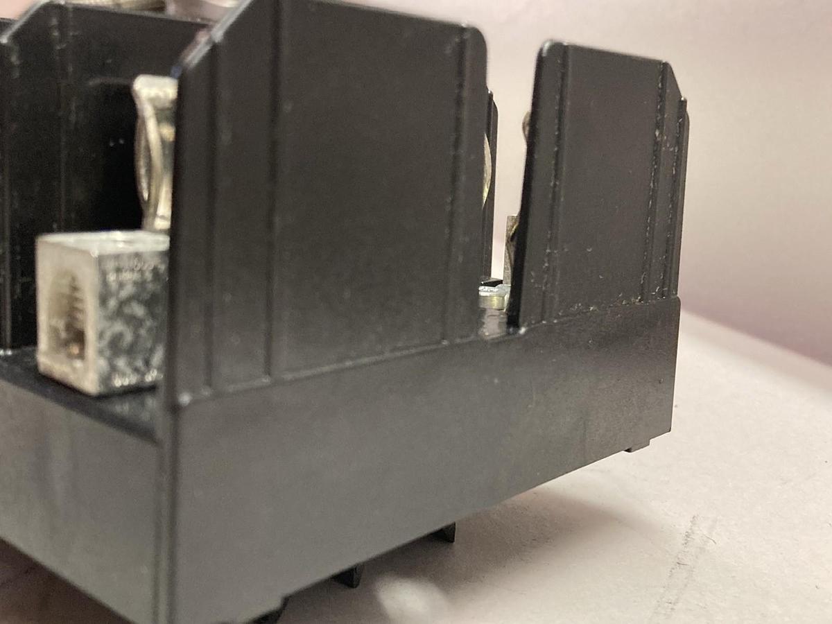 Used Buss,J60060-3C,Fuse Holder 600V 60A