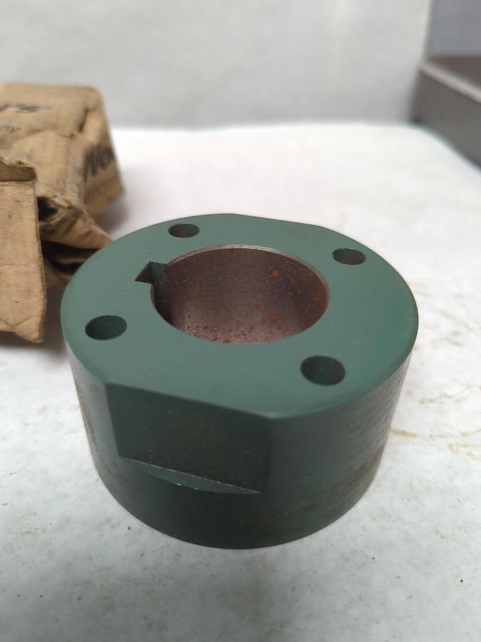 TB WOOD'S,8SCH158,8SC-HX1-5/8 SF HUB NOS