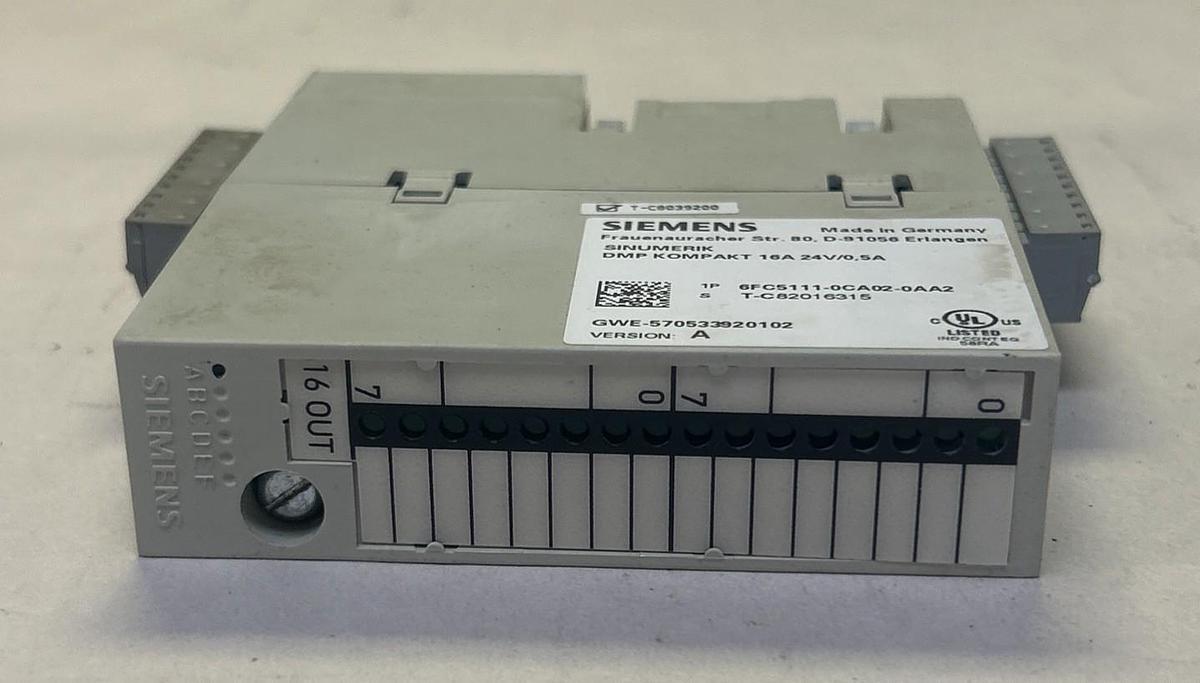 Used SIEMENS,6FC5111-0CA02-0AA2,OUTPUT MODULE