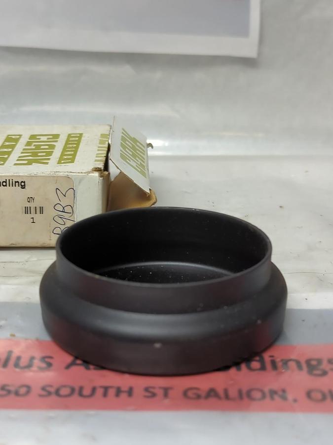 CLARK,2106447,HUB CAP NOS