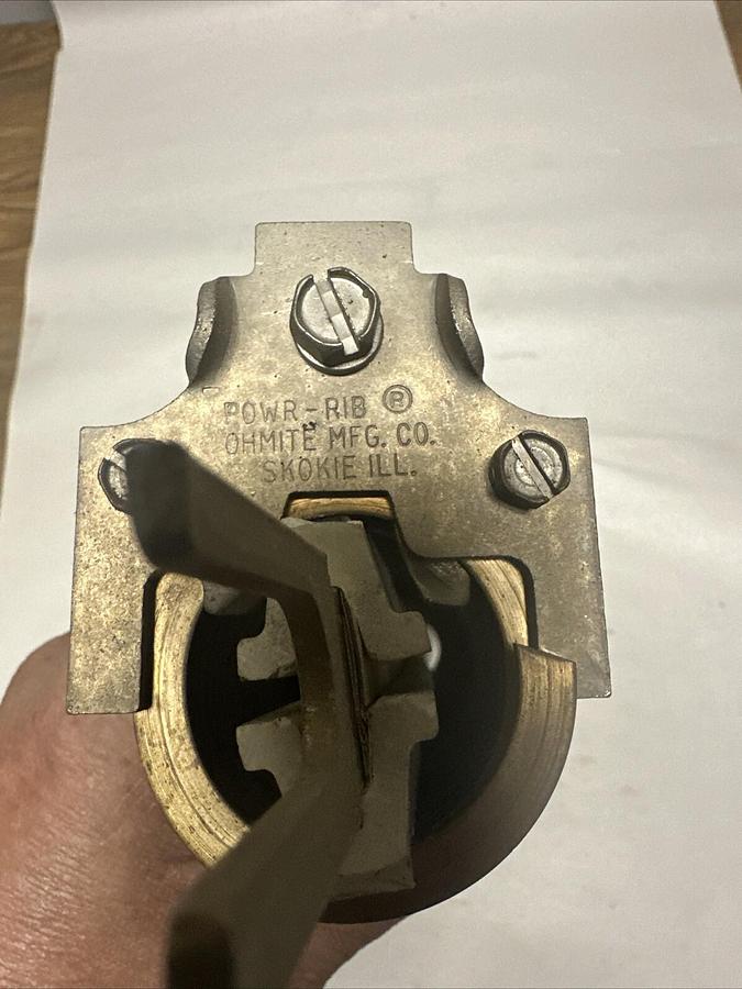 Ohmite,2309A,Power-Rib .37 Ohm Resistor (G025)