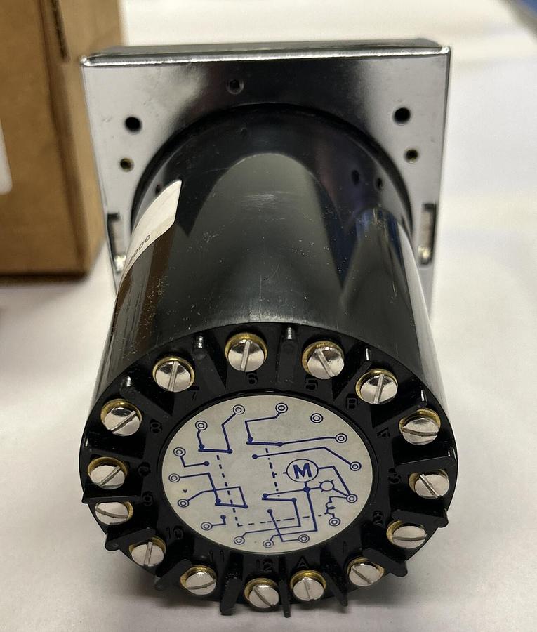 Used DANAHER CONTROLS,HP57A607,TIMER 0-150 MIN NEW