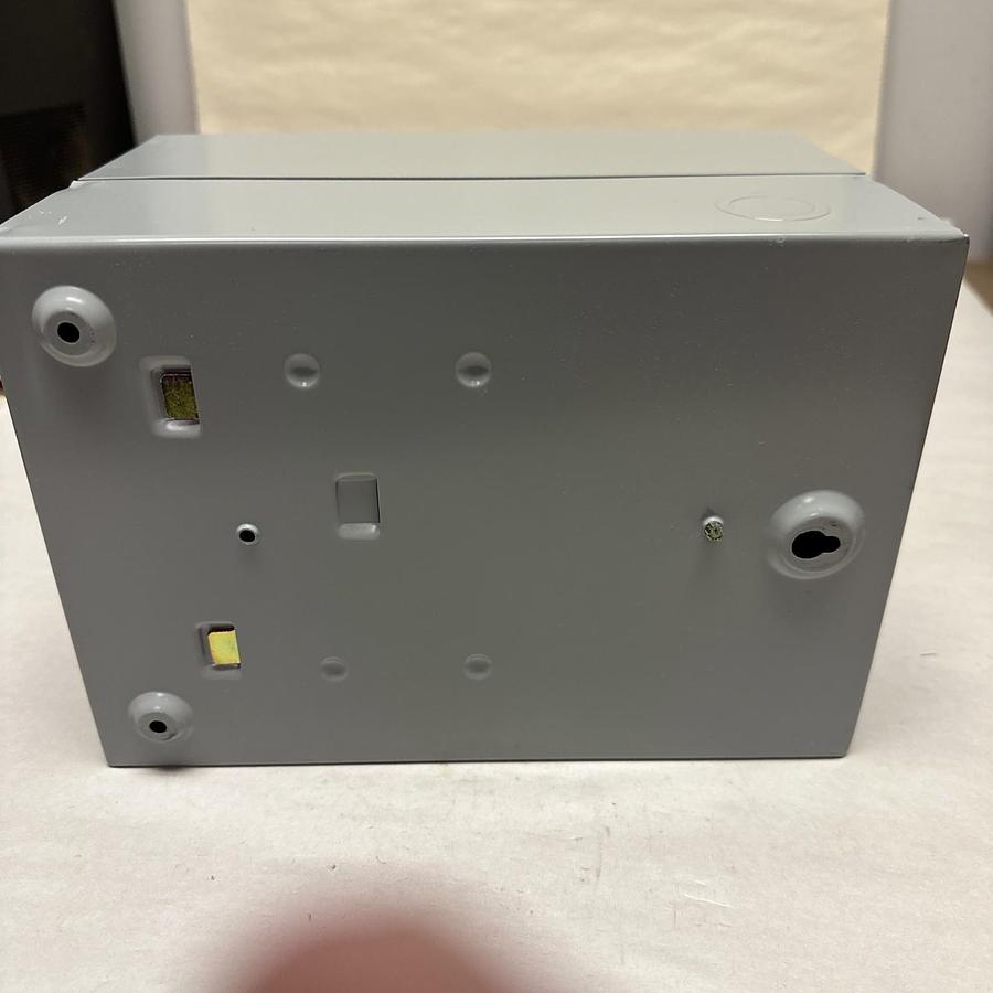 Joslyn Clark,HPO5U03,Size 0 Starter w/HP05AA3-76 Enclosure NEW